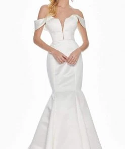Ashley Lauren - 1410 Draped Plunging Off Shoulder Mermaid Gown