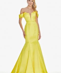 Ashley Lauren - 1410 Draped Plunging Off Shoulder Mermaid Gown