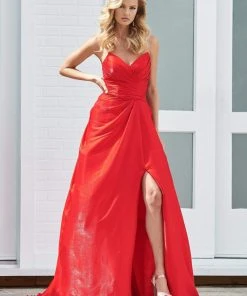 Ashley Lauren - 1470 Pleated Sweetheart A-line Dress With Slit