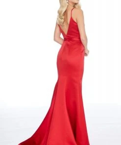 Ashley Lauren - 1581 Deep V-neck Satin Trumpet Dress