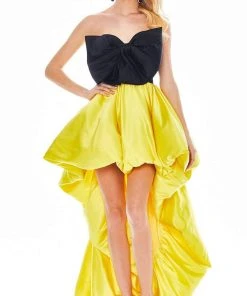 Ashley Lauren - 1874 Bow Accent Strapless High-Lo Bubble Skirt Gown
