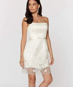 Ashley Lauren - 4039 Embellished Modified Straight Sheath Cocktail Dress