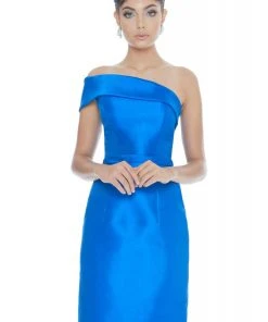 Ashley Lauren - 4215 One Shoulder Column Cocktail Dress