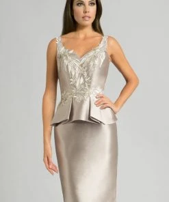 Feriani Couture Embroidered Sleeveless Peplum Cocktail Dress 18620