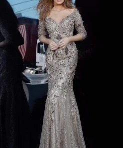 Jovani - 02766 Sweetheart Lace Applique Sheath Dress