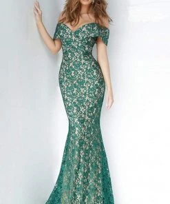 Jovani - 1974 Off-Shoulder Lace Mermaid Dress