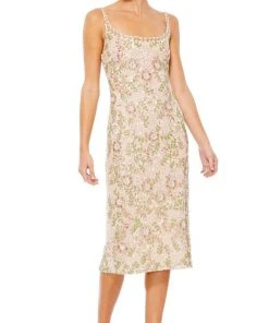 Mac Duggal - 10755 Embellished Scoop Neck Sheath Dress