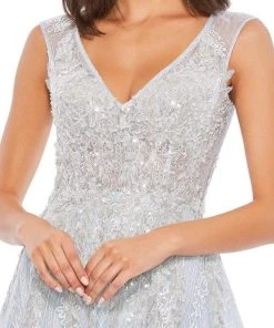 Mac Duggal - 20312 V-Neck Embroidered Gown