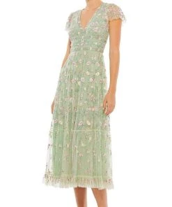 Mac Duggal - 35104 Deep V-Neck Floral Sheath Dress