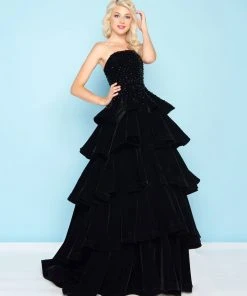 Mac Duggal - 66344H Ruffled Straight Across Ballgown