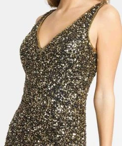 Mac Duggal Cocktail - 5201N Beaded Sleeveless V-Neck Cocktail Dress