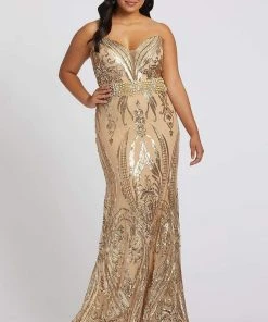 Mac Duggal Fabulouss - 66828F Bedazzled Trumpet Dress With Train