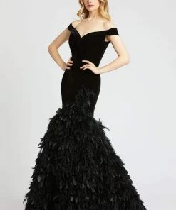 Mac Duggal Prom - 67313M Off-Shoulder Feathered Mermaid Dress