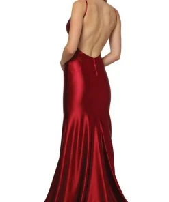 Nox Anabel - C227 Plunging V-neck Trumpet Dress With Open Back