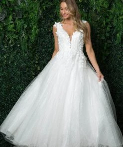 Nox Anabel JR930P - Sleeveless Plunging V-neck Wedding Gown