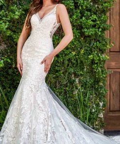 Rachel Allan - M775 V-Neck Embroidered Tulle Mermaid Wedding Gown