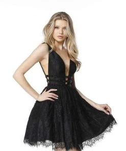 Sherri Hill - 51458 Lace Deep V-neck Short Beaded Dress