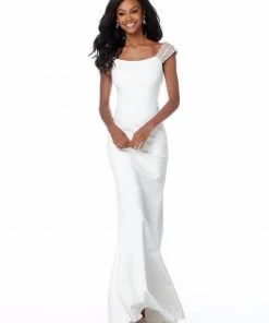 Sherri Hill - 51914 Embellished Scoop Neck Jersey Trumpet Dress