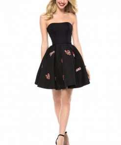 Sherri Hill - 52062 Strapless Beaded A-Line Cocktail Dress