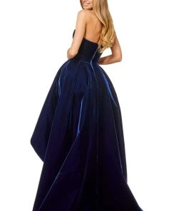 Sherri Hill - 52144 Strapless Velvet Ball Dress