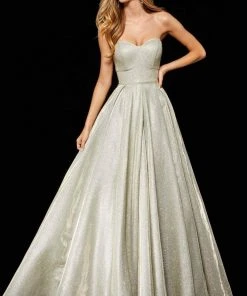 Sherri Hill - 52391 Strapless Sweetheart Pleated Ballgown