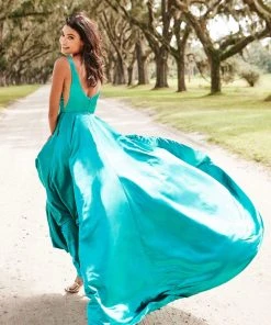 Sherri Hill - 52410 Sleeveless V Neck Silk Charmeuse A Line Dress