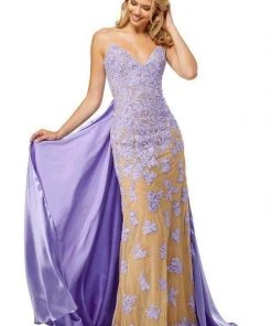 Sherri Hill - 52538 Lace Applique Deep V-neck Fitted Dress