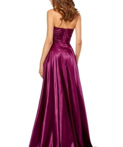 Sherri Hill - 52569 Plunging Sweetheart Ruched Charmeuse Gown