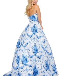Sherri Hill - 52620 Straight Across Long A-line Dress