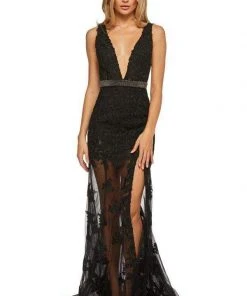 Sherri Hill - 52875 Plunging V-Neck Lace Long Dress