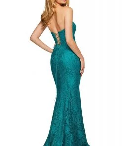 Sherri Hill - 53358 Allover Lace Fitted Sexy Back Dress