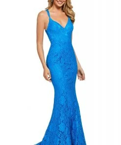 Sherri Hill - 53363 Crisscross Back V-Neck Lace Mermaid Dress