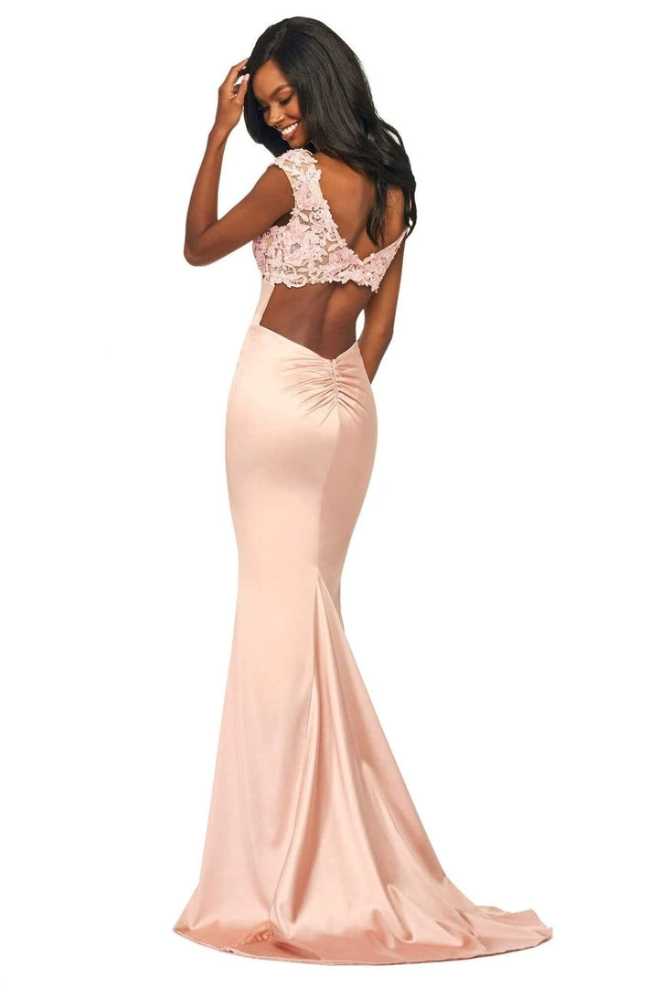 Sherri Hill - 53605 Scoop Lace Fitted Evening Dress 4 Sherri Hill - 53605 Scoop Lace Fitted Evening Dress