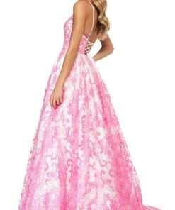 Sherri Hill - 53921 Embroidered Sweetheart Ballgown