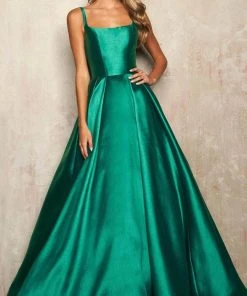 Sherri Hill - 54180 Sleeveless Square Neck Gown
