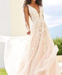 Sherri Hill - 54862 Embroidered Lace A-Line Gown